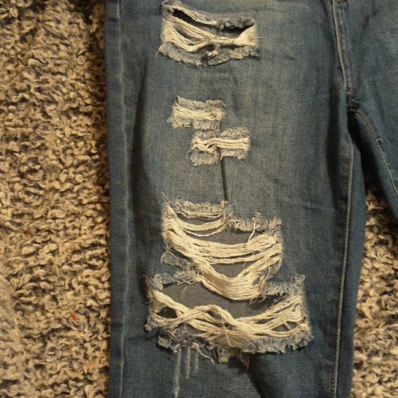 Fashion Nova Capri - Picture 2 of 5